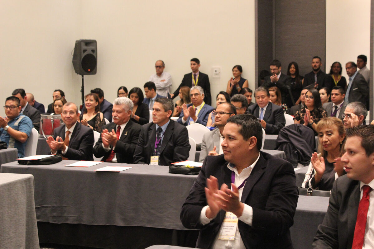 Audiencia ASEINA en congreso